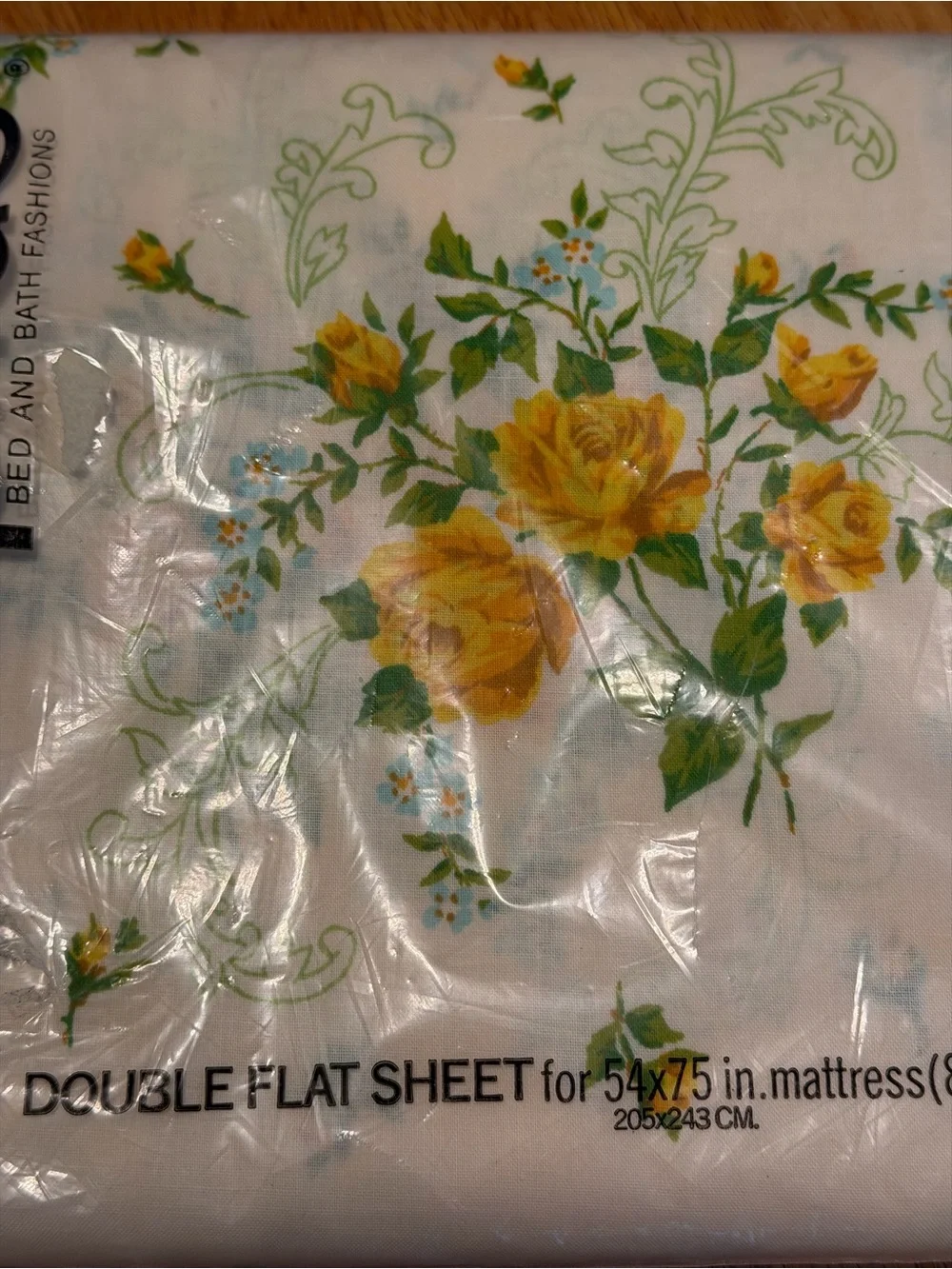 🆕 StatePride NOS cotton poly double full flat sheet yellow roses 81”x96” Carmen